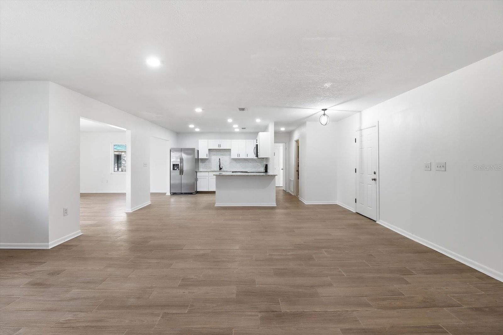 CITRUS SPGS UNIT 14 - Residential