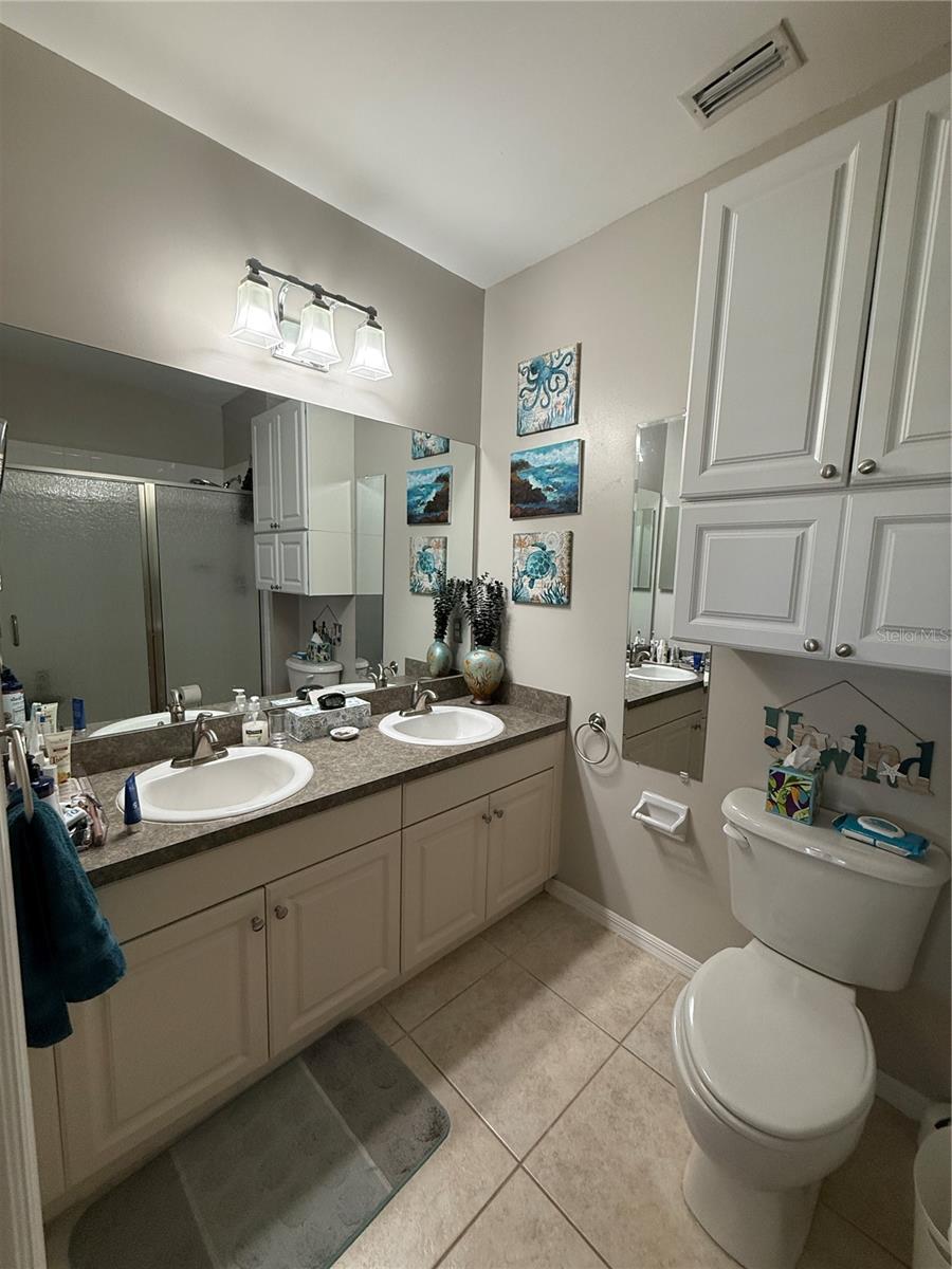 LAKE VIEW V/HERITAGE LAKE PARK - Residential Lease