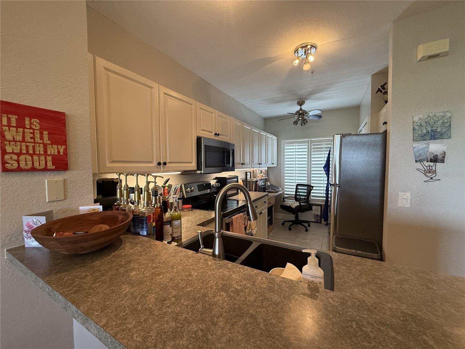 LAKE VIEW V/HERITAGE LAKE PARK - Residential Lease