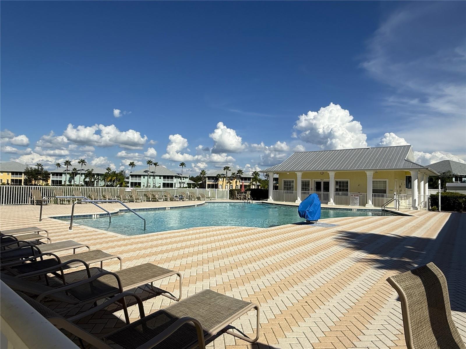 LAKE VIEW V/HERITAGE LAKE PARK - Residential Lease