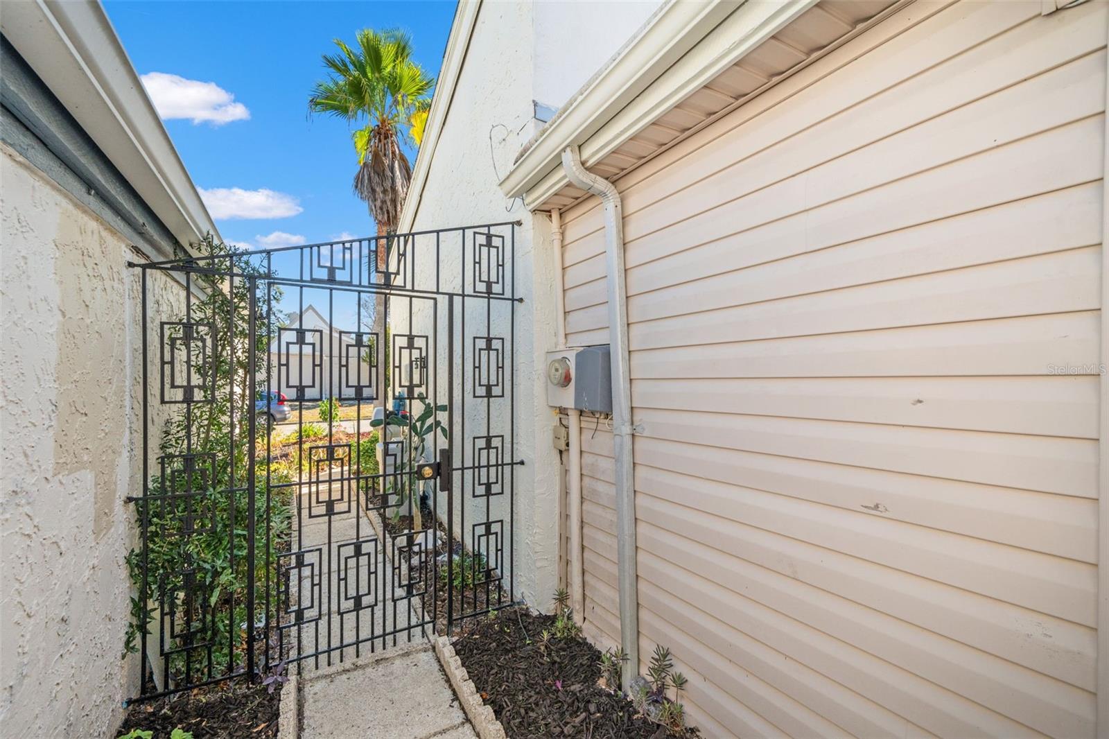 BEACON WOODS VILLAGE - Residential