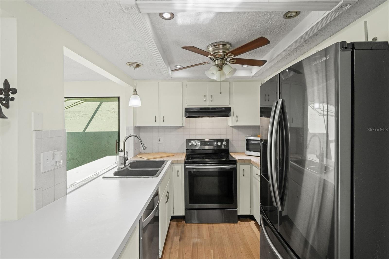 BEACON WOODS VILLAGE - Residential