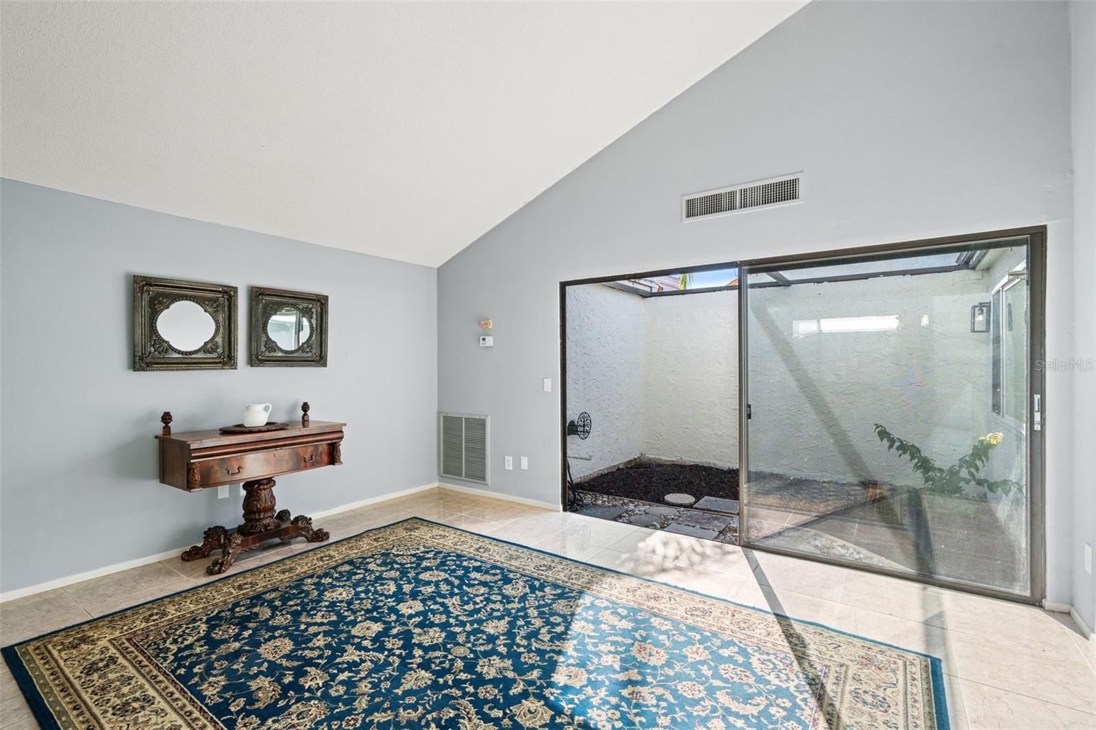 BEACON WOODS VILLAGE - Residential