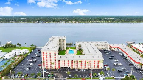 2711 N HALIFAX AVENUE 372 DAYTONA BEACH FL 32118