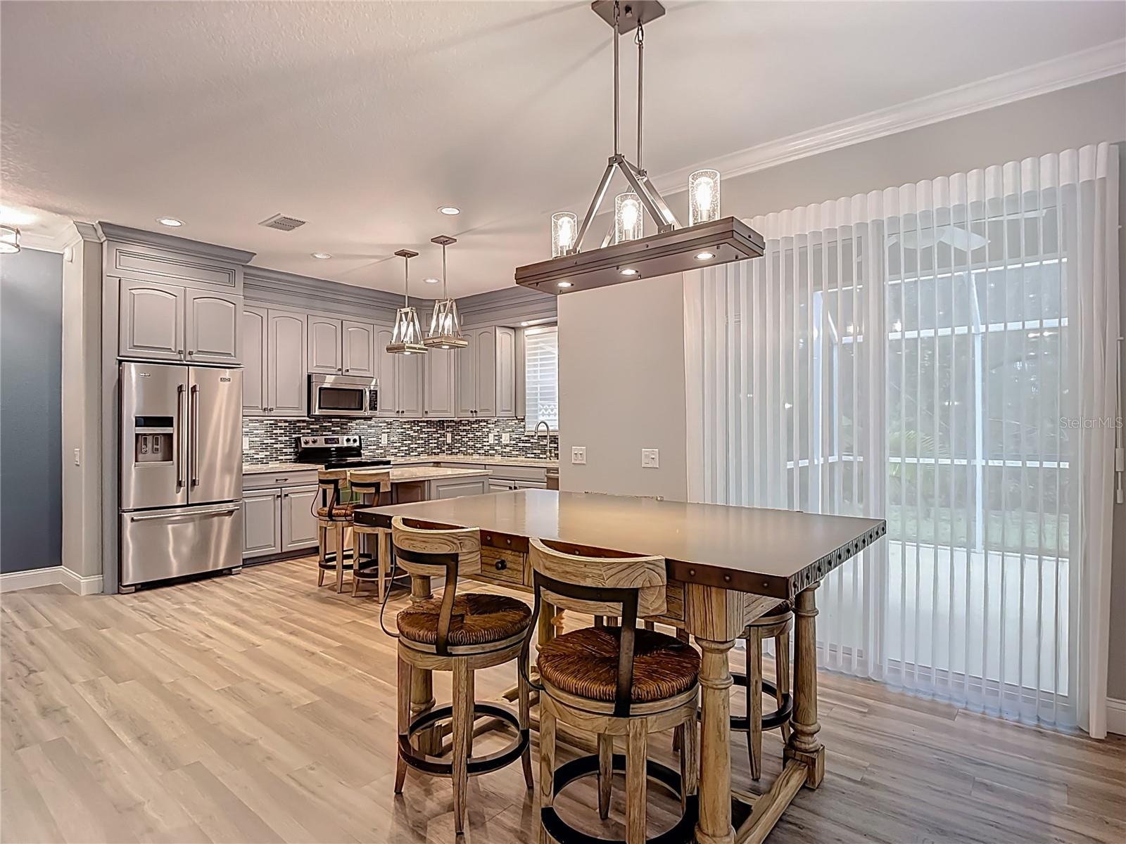 SOUTH HAMPTON - Residential