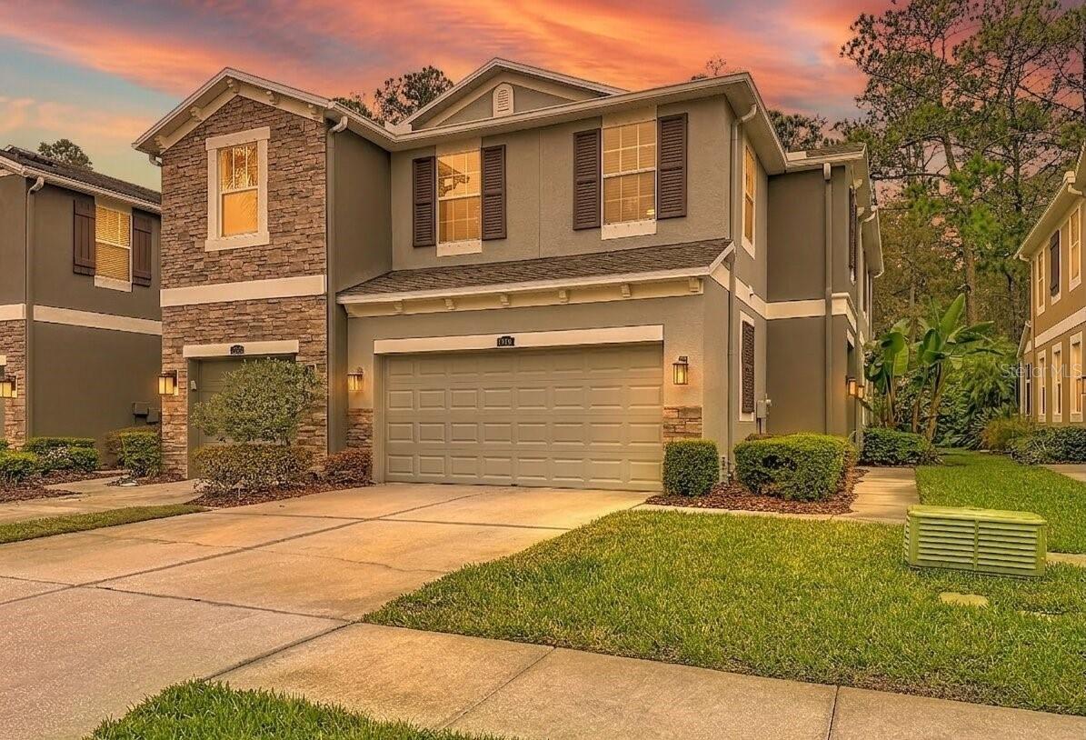 SOUTH HAMPTON - Residential