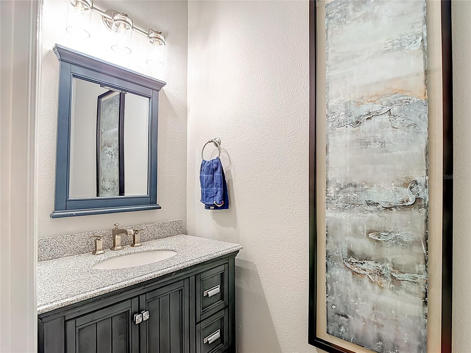 SOUTH HAMPTON - Residential