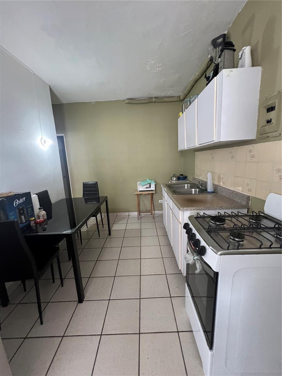 LOMAS VERDES DEVELOPMENT - Residential Income