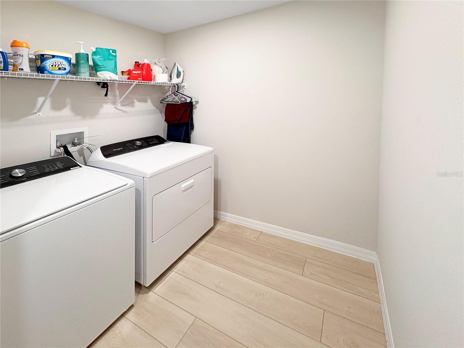 CONGDON TWNHMS PH 1 2 - Residential