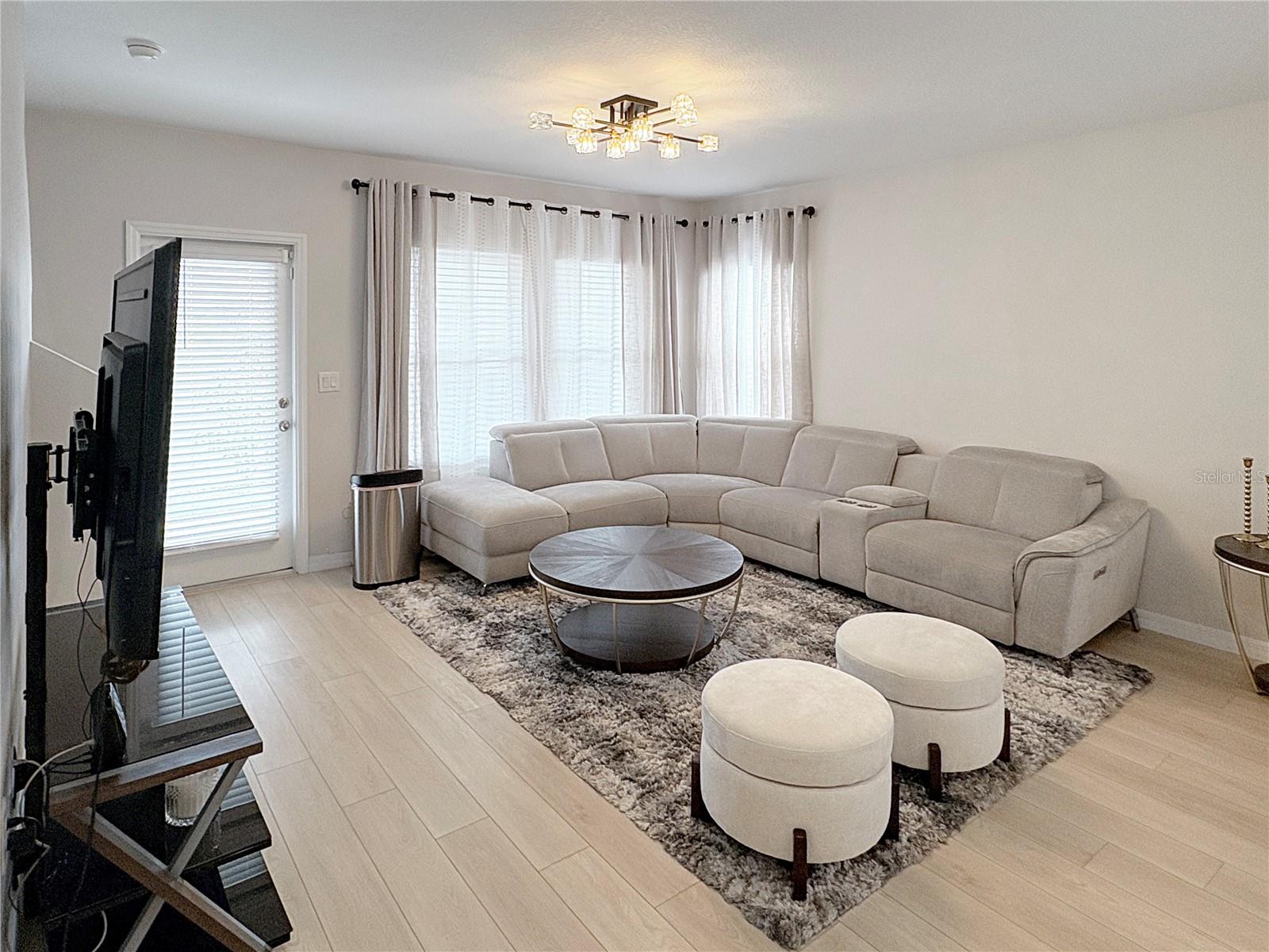 CONGDON TWNHMS PH 1 2 - Residential