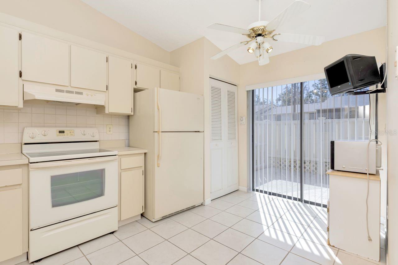 PINE RIDGE AT LAKE TARPON VILLAGE - Residential