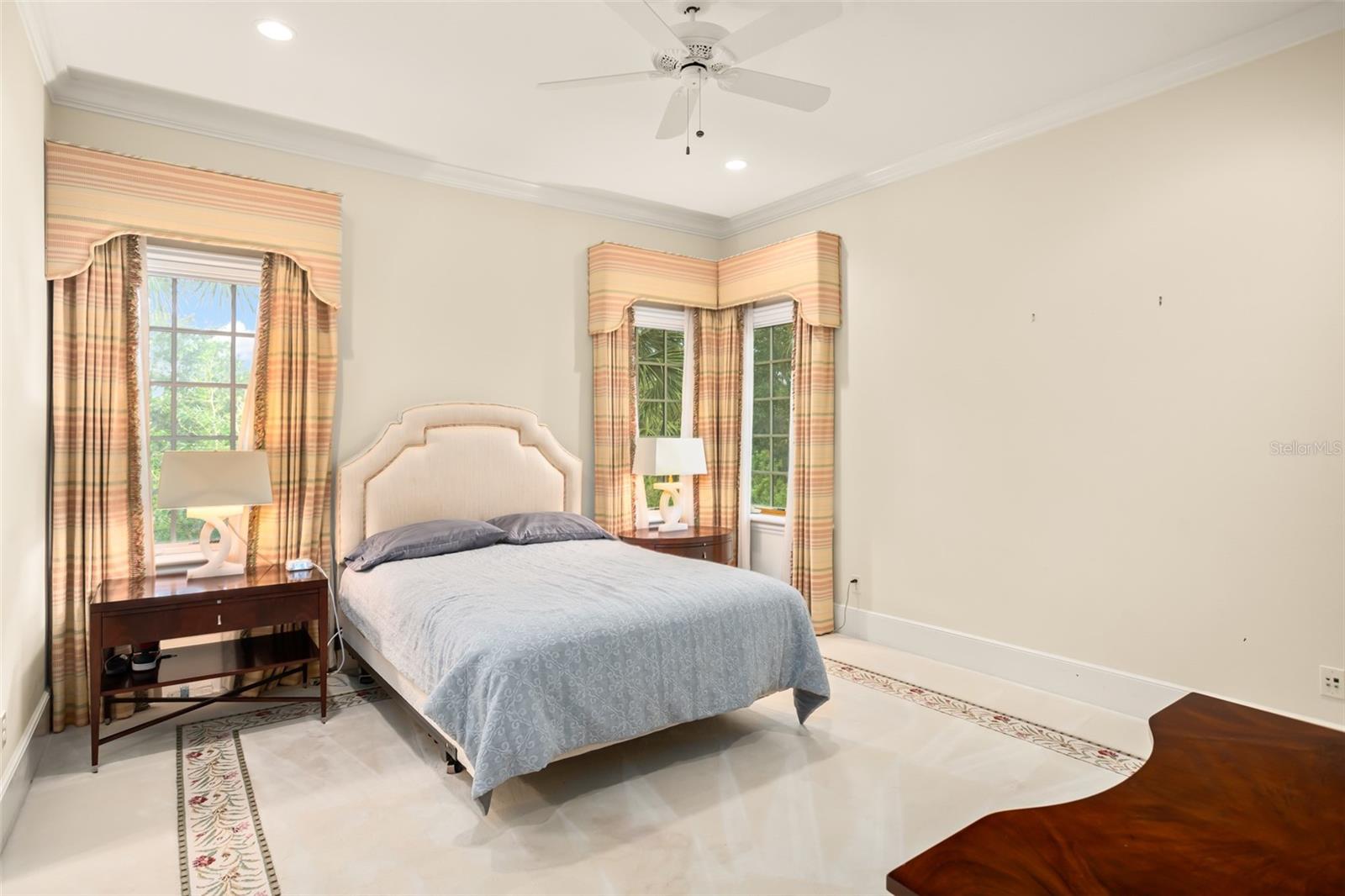 ISLEWORTH - Residential