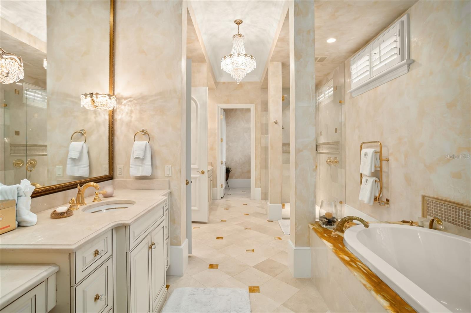 ISLEWORTH - Residential