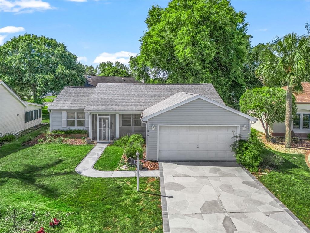 Photo of 877 Cortez Avenue, The Villages, FL 32159 (MLS # G5110727)