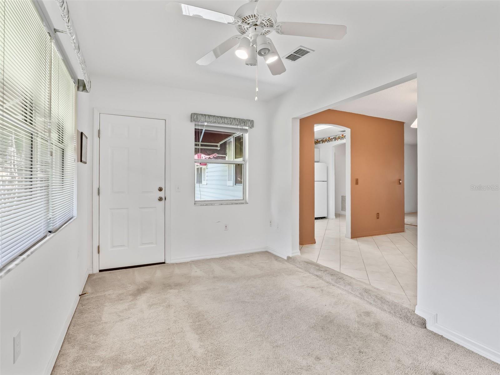 LADY LAKE ORANGE BLOSSOM GARDENS UNIT 16 - Residential