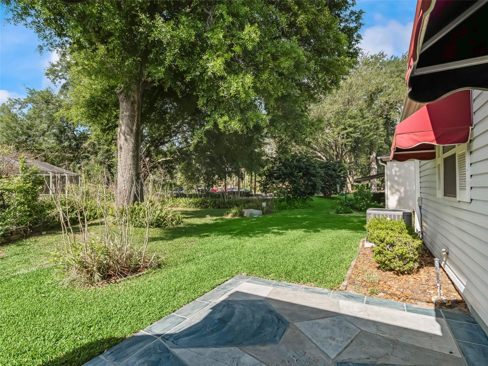 LADY LAKE ORANGE BLOSSOM GARDENS UNIT 16 - Residential