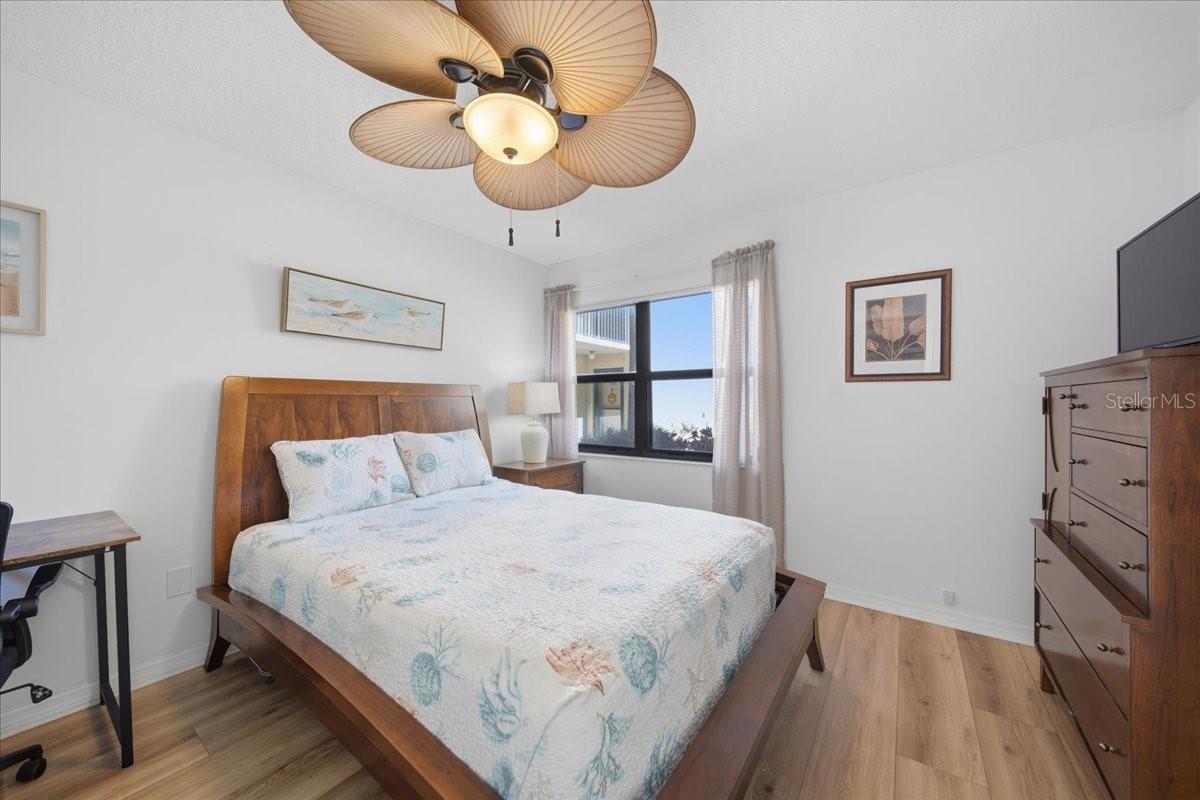 LAKEVIEW OF LARGO SOUTH CONDO - Residential