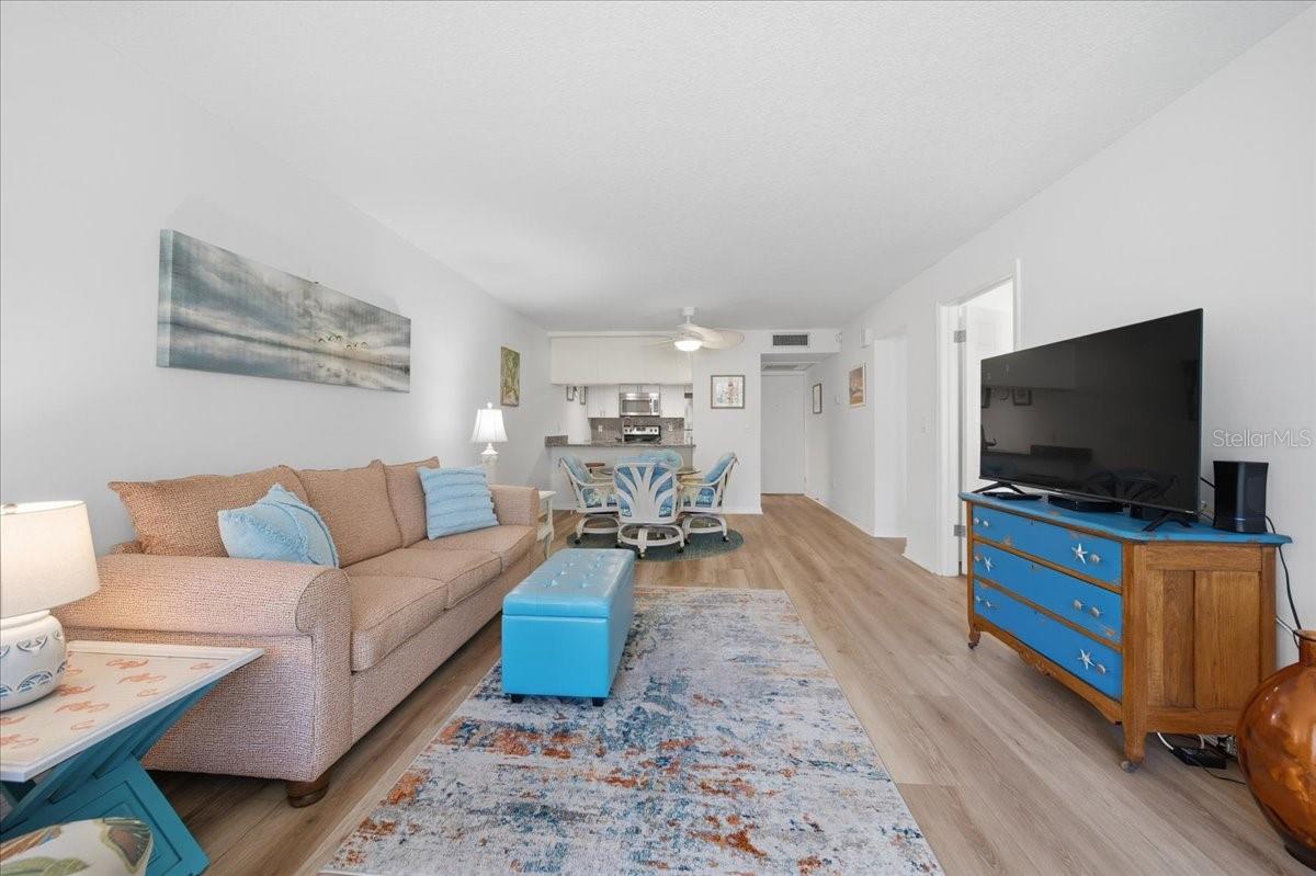 LAKEVIEW OF LARGO SOUTH CONDO - Residential