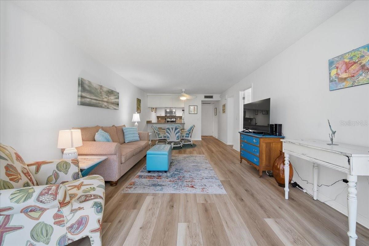 LAKEVIEW OF LARGO SOUTH CONDO - Residential