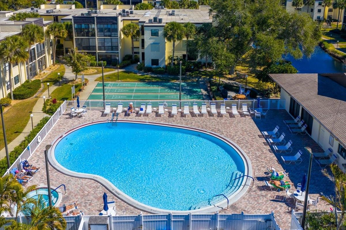 LAKEVIEW OF LARGO SOUTH CONDO - Residential