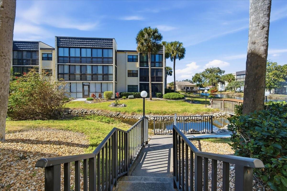 LAKEVIEW OF LARGO SOUTH CONDO - Residential