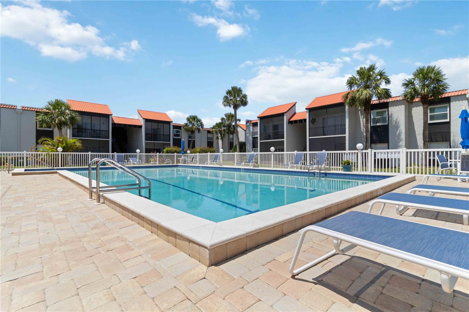 VILLAGE BROOKE SEC 3 - Residential