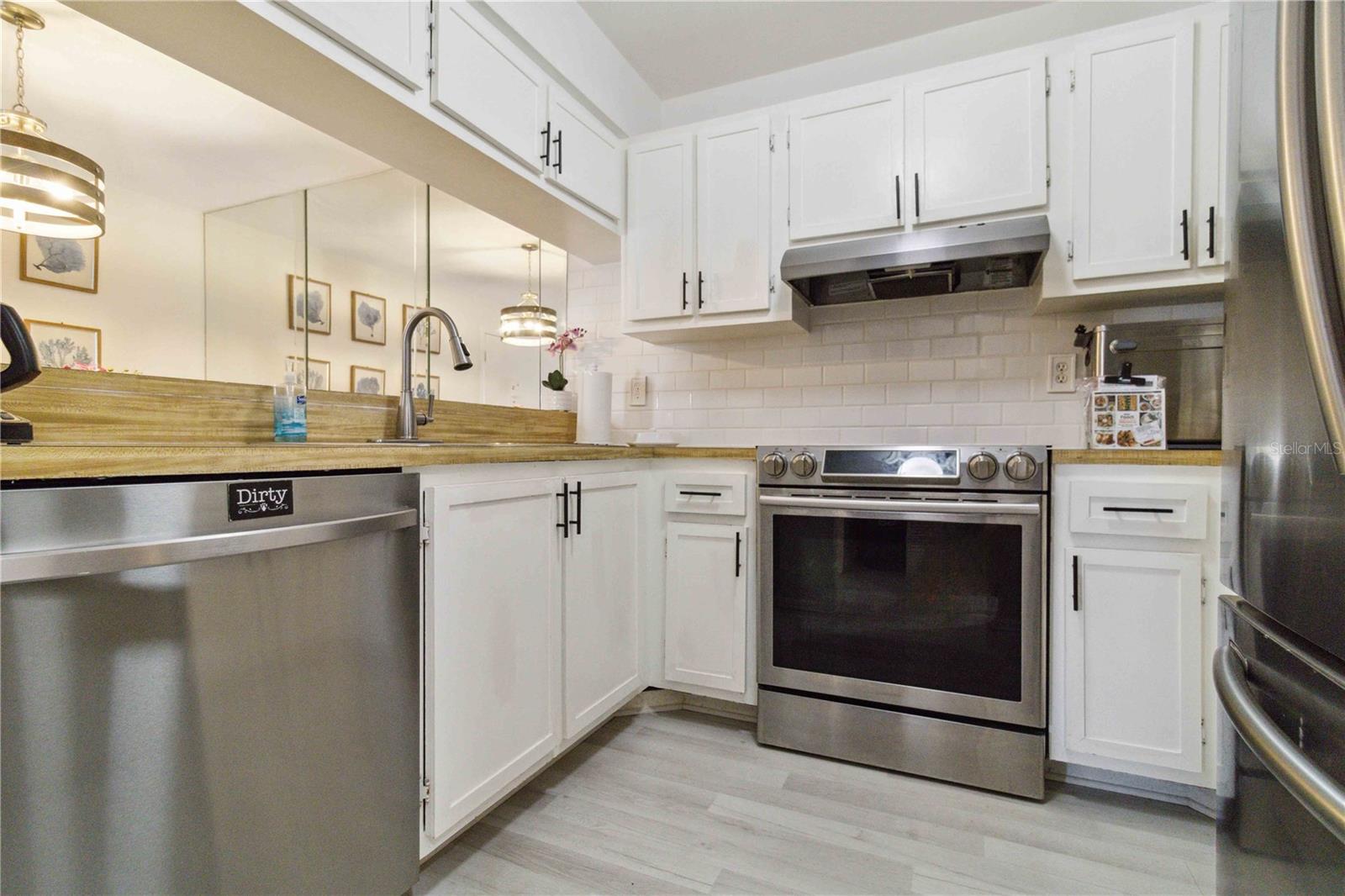 VILLAGE BROOKE SEC 3 - Residential