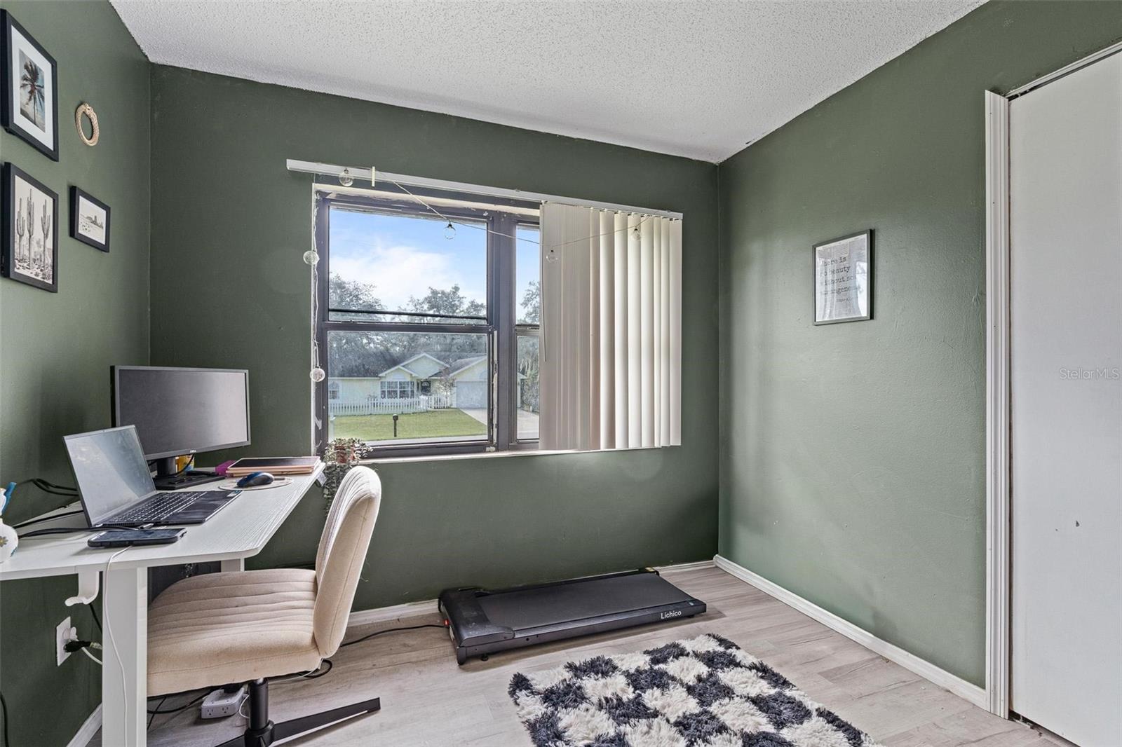 DELTONA LAKES UN 27 - Residential