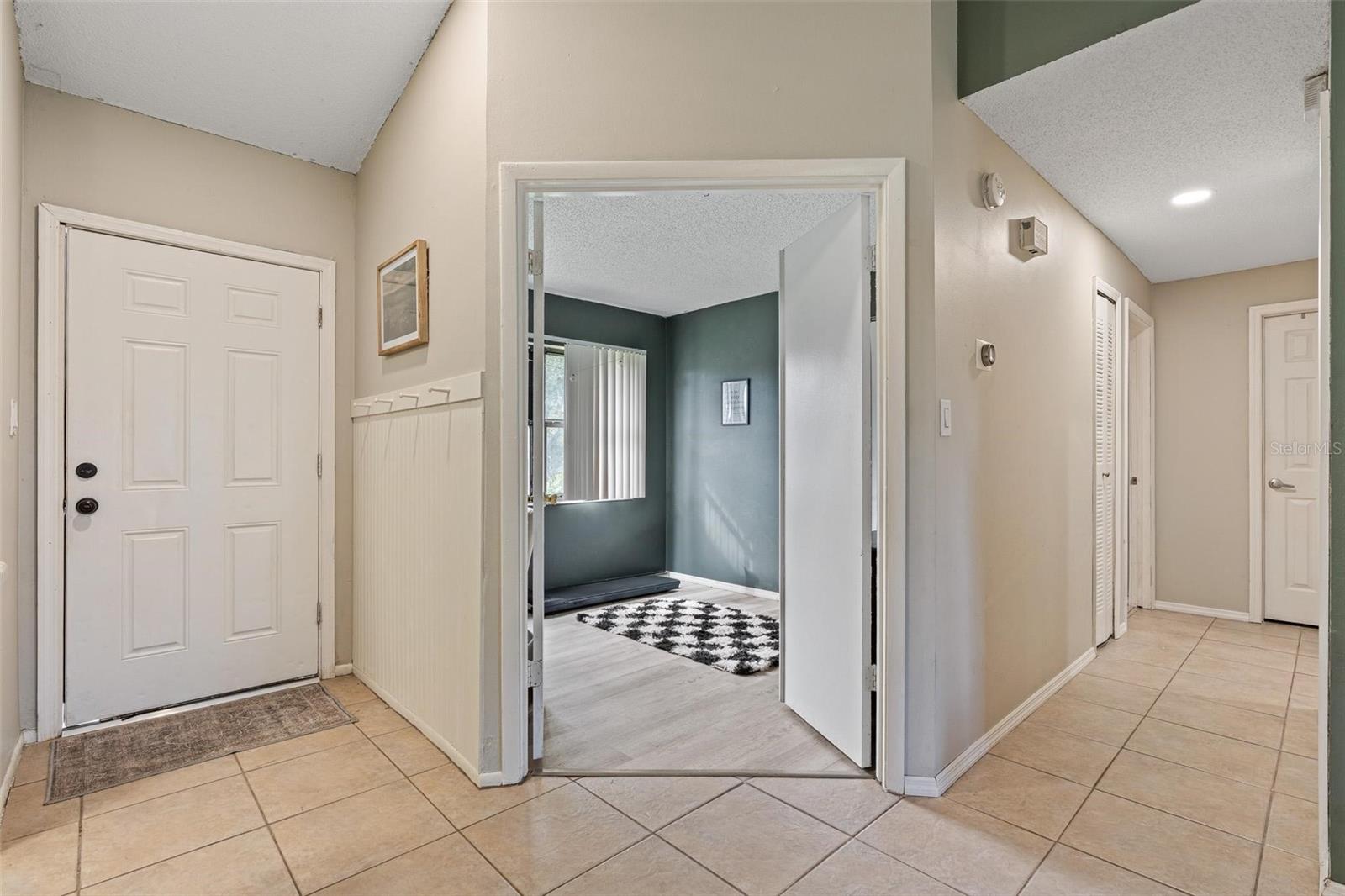 DELTONA LAKES UN 27 - Residential