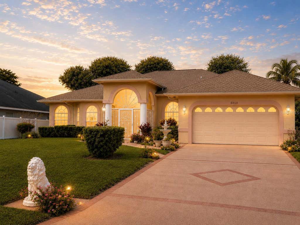Photo of 6468 NW Friendly Circle, Port Saint Lucie, FL 34983 (MLS # G5116126)