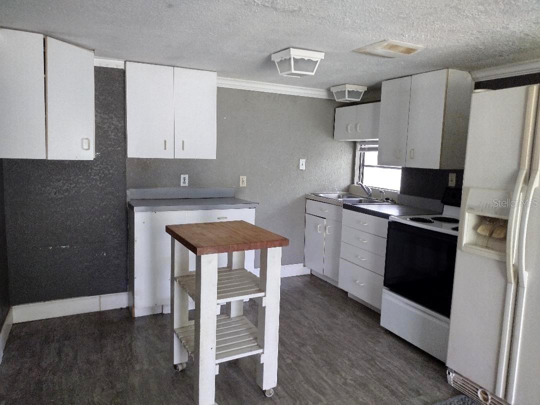 ST JOHNS PARK SUB - Residential