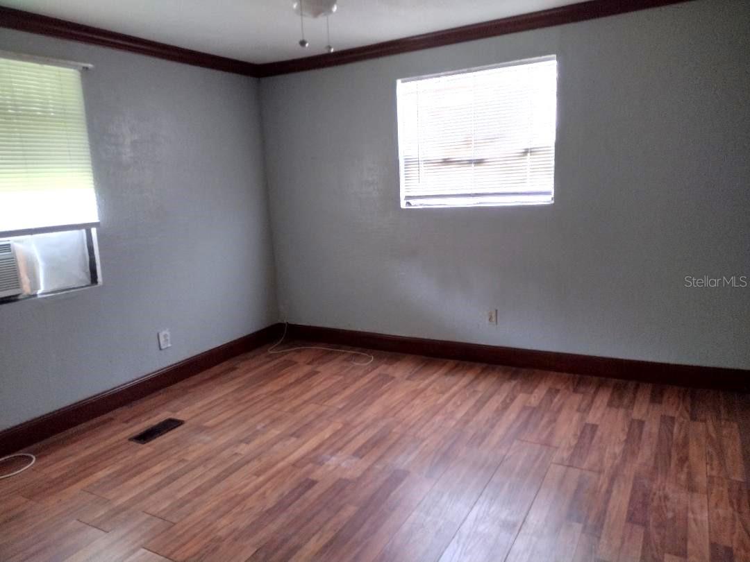 ST JOHNS PARK SUB - Residential