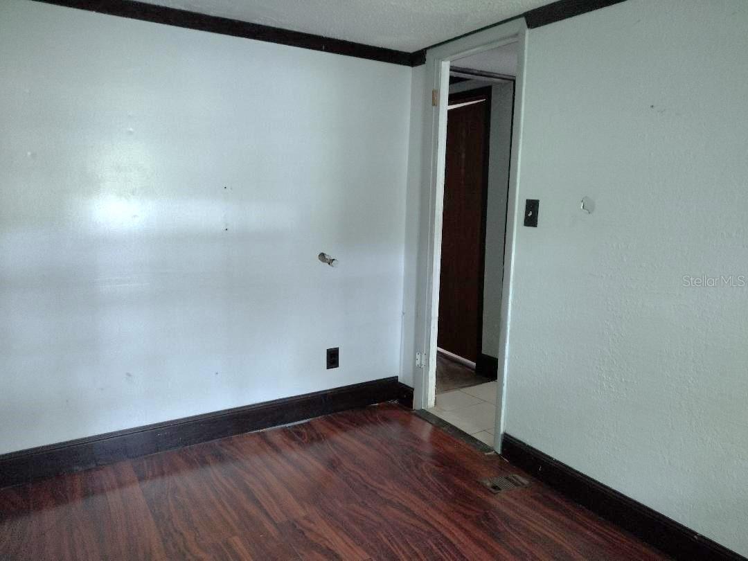 ST JOHNS PARK SUB - Residential