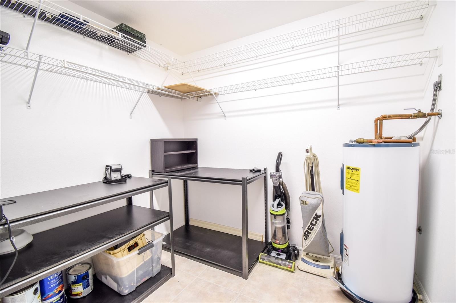 NOT IN SUBDIVISION - Residential Lease