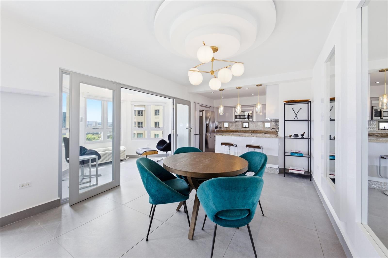 GALLERY PLAZA - Residential