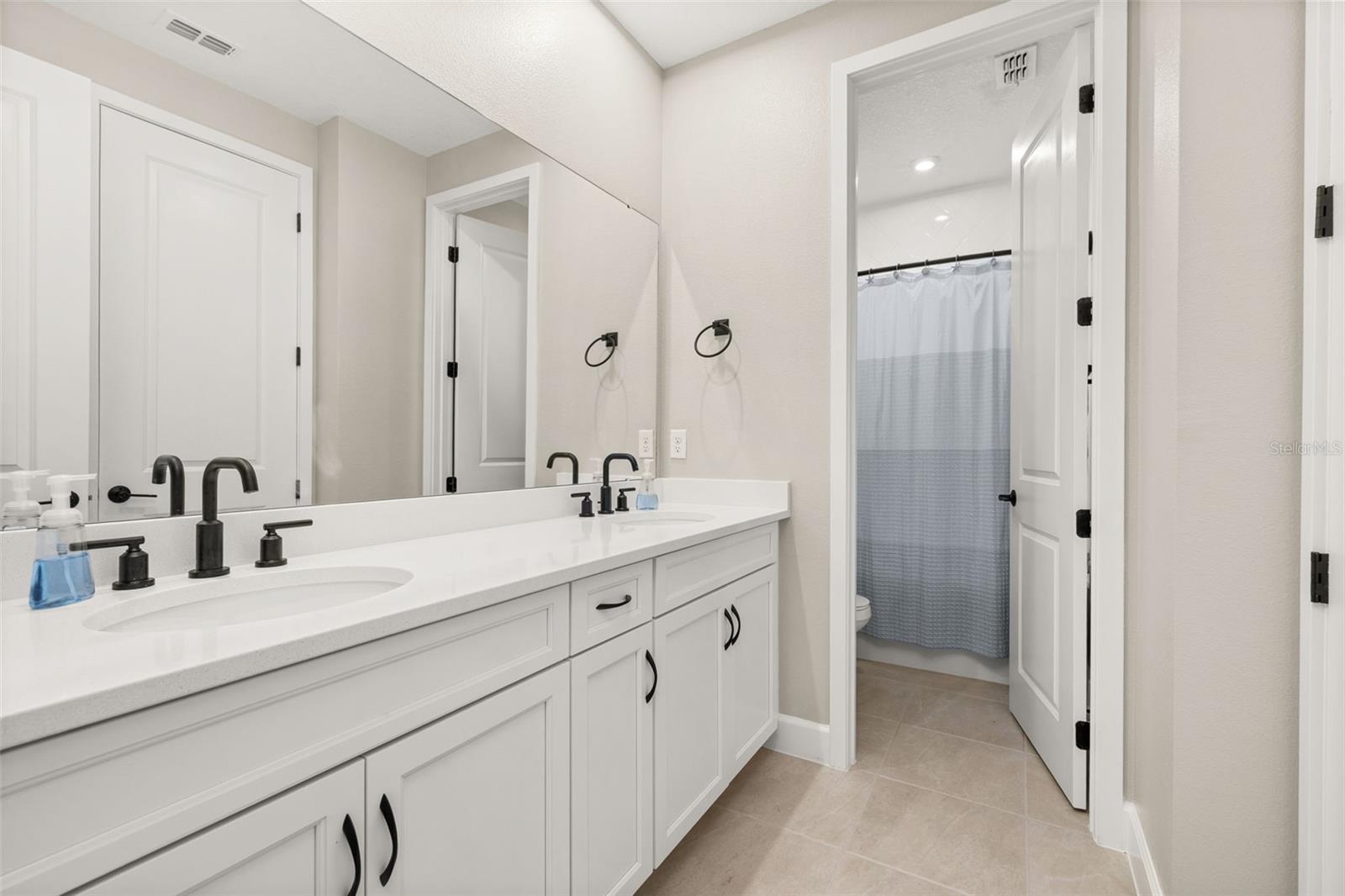 CELEBRATION ISLAND VILLAGE PH 1B - Residential