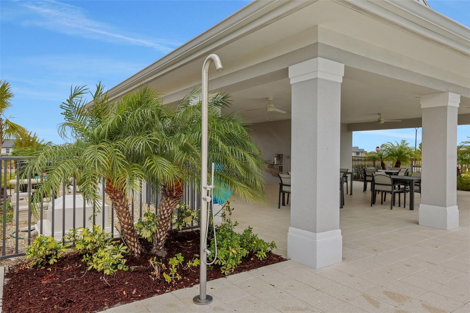 CREEKSIDE RUN - Residential