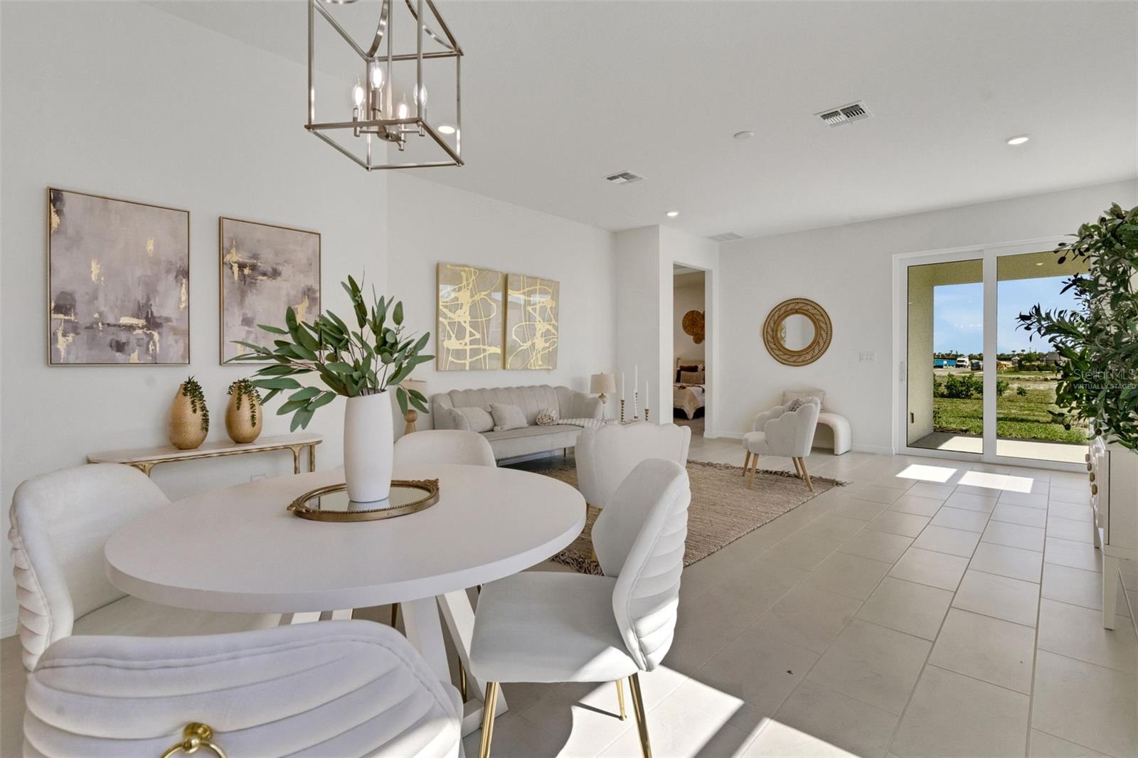 CREEKSIDE RUN - Residential