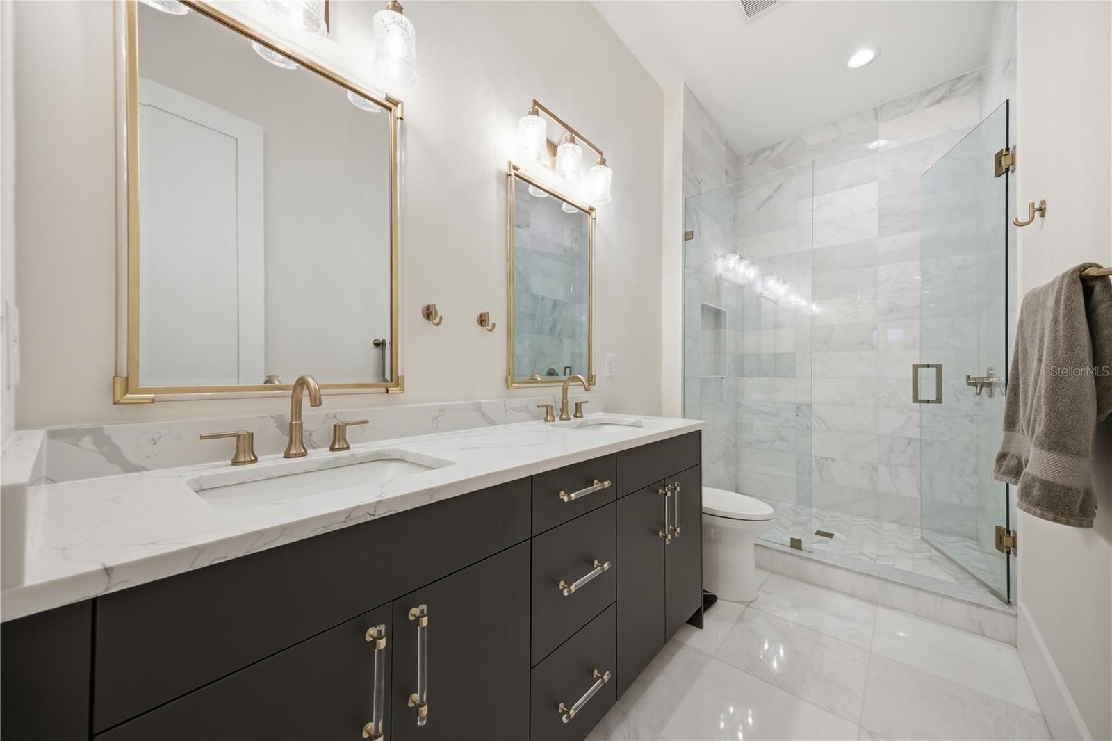 VIRGINIA PARK - Residential