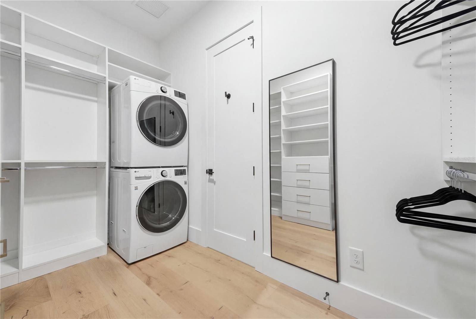 VIRGINIA PARK - Residential