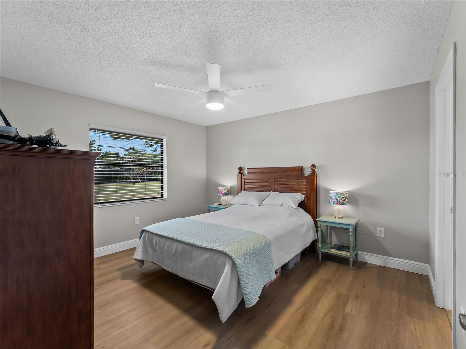 PAR FOUR - Residential