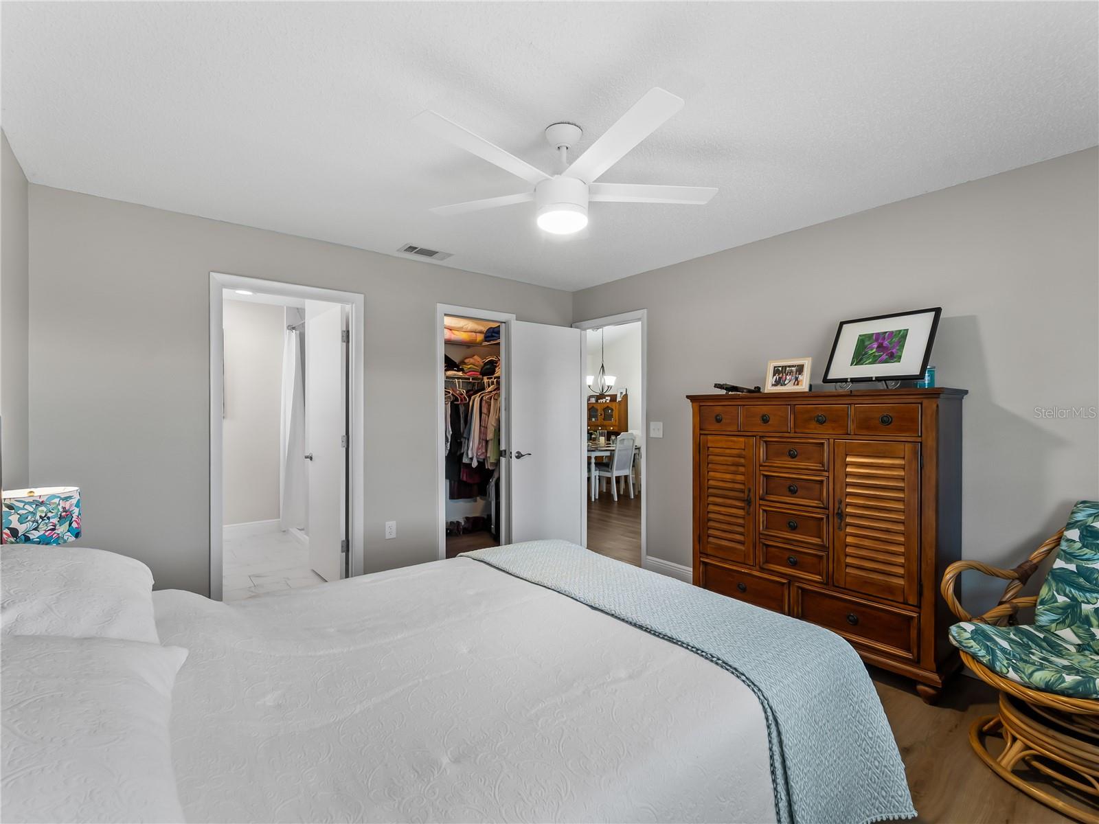 PAR FOUR - Residential