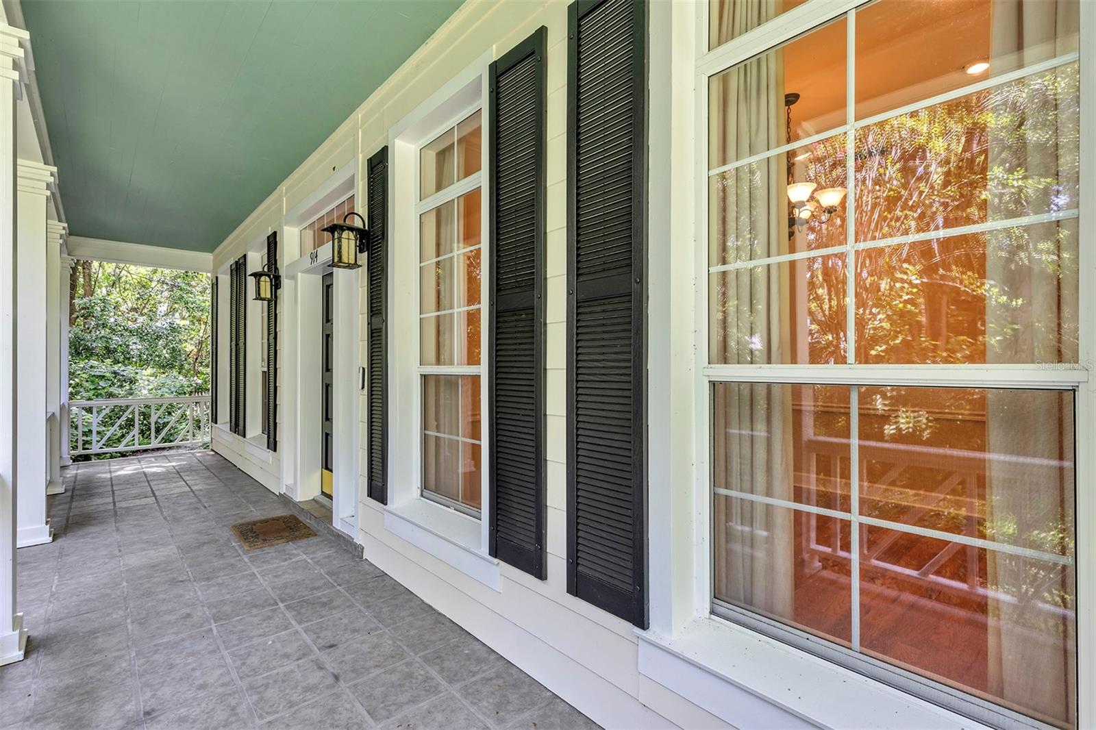 914 ELYSIUM BOULEVARD