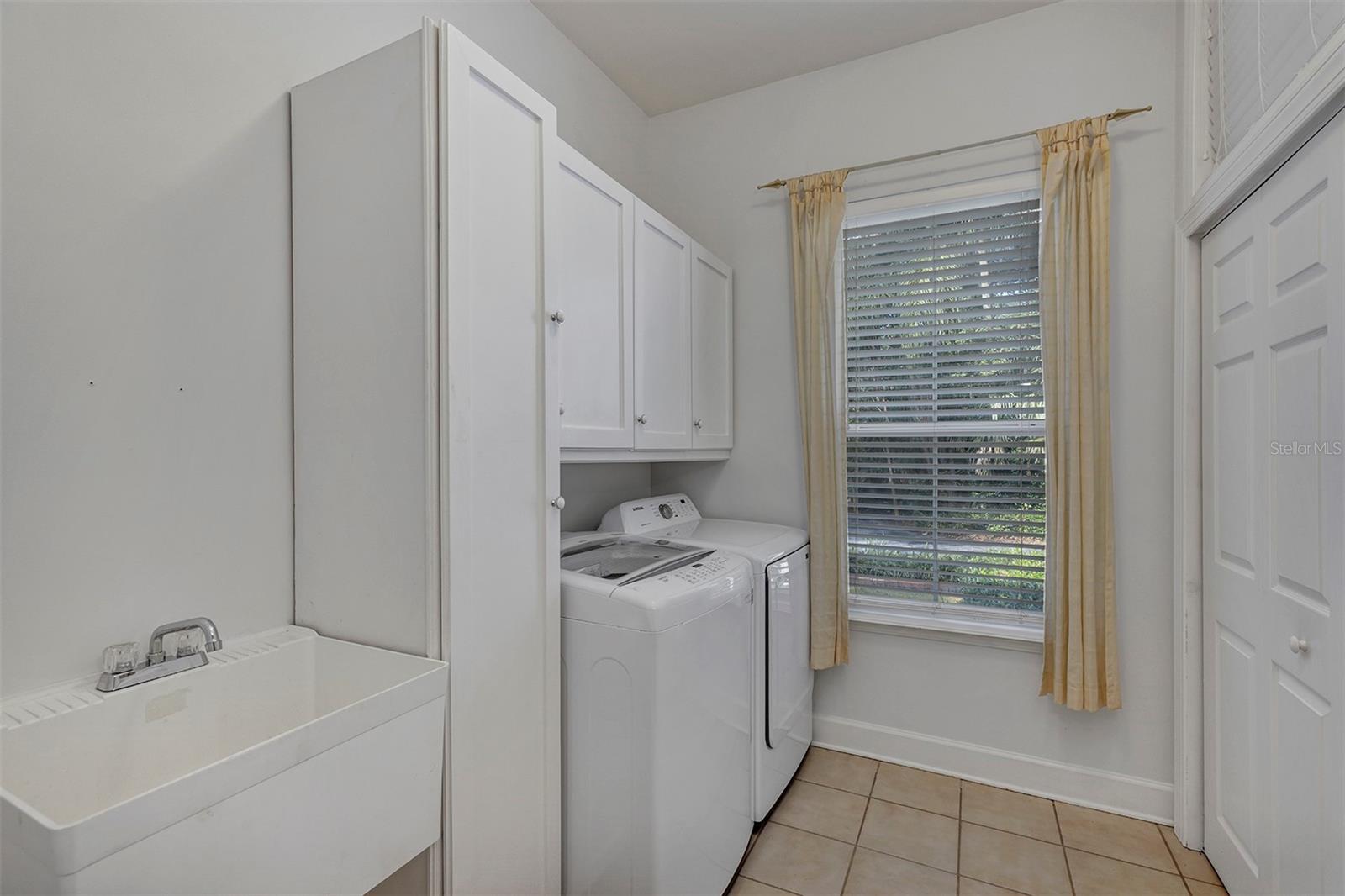 ELYSIUM CLUB - Residential