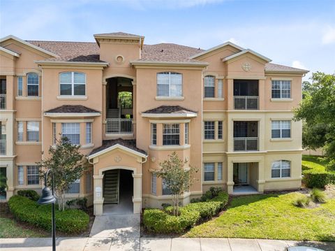 Photo of 422 Terrace Ridge Circle #422, Davenport, FL 33896 (MLS # O6303919)