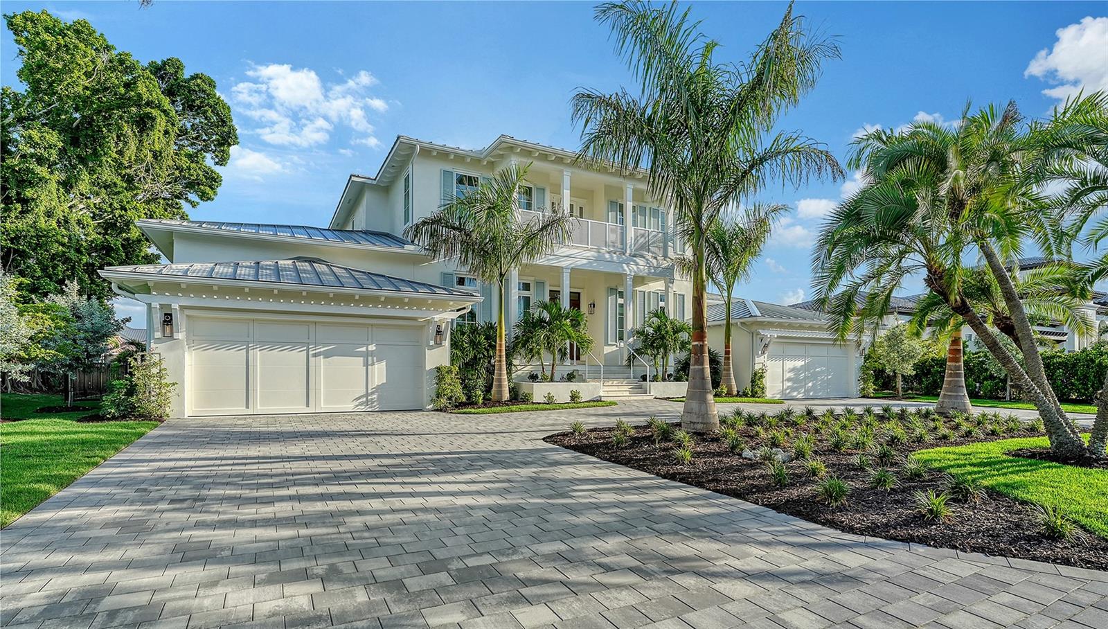 118 N WARBLER LANE