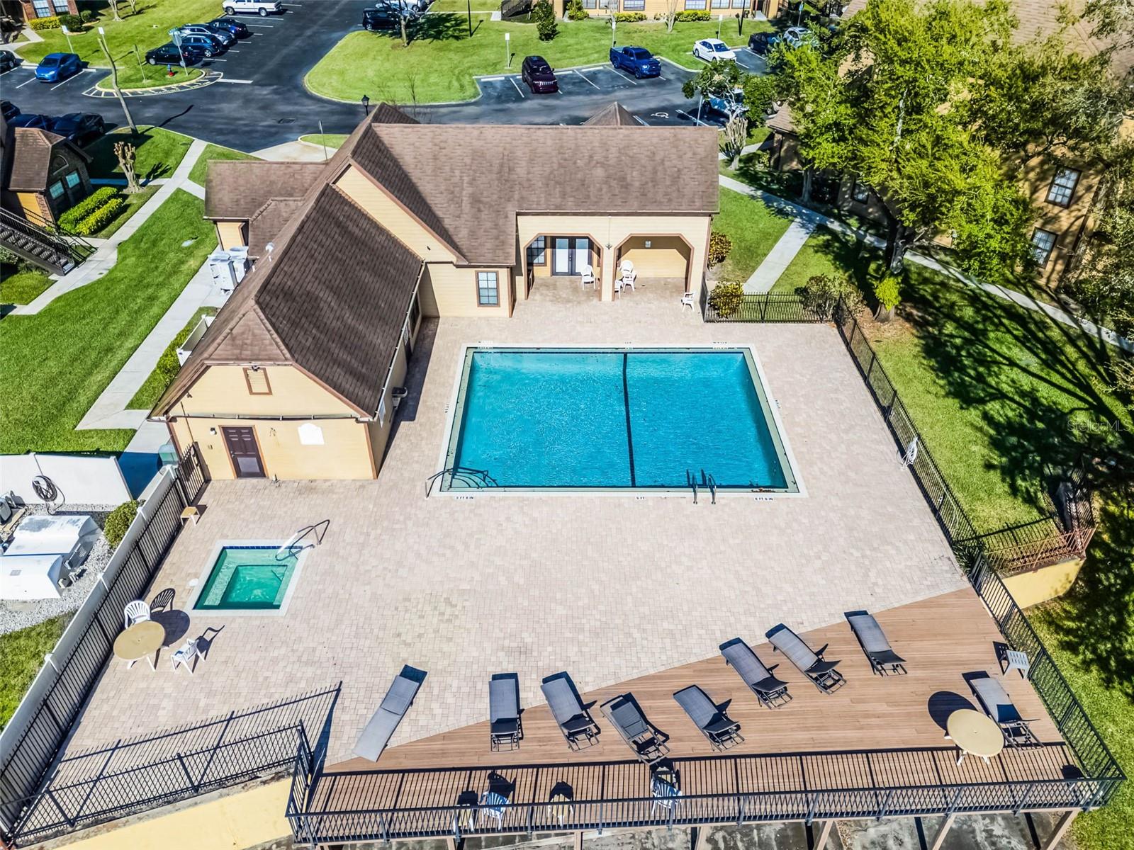 LAKEWOOD PARK A CONDO - Residential