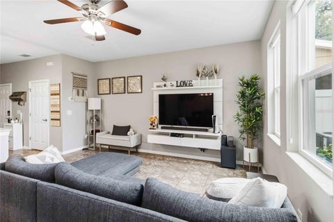 10716 Avery Park Drive, Riverview, FL 33578