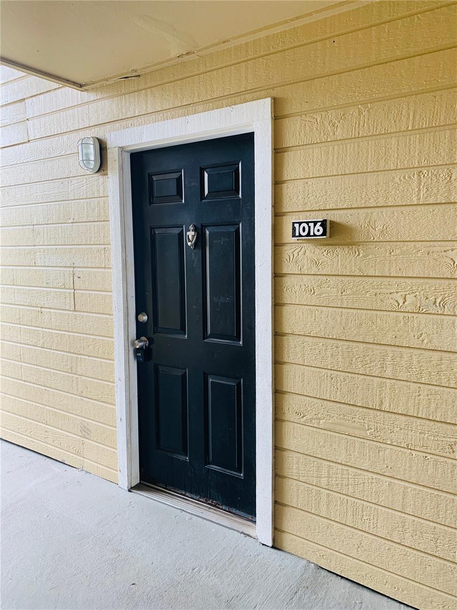 TRADEWINDS - Residential Lease