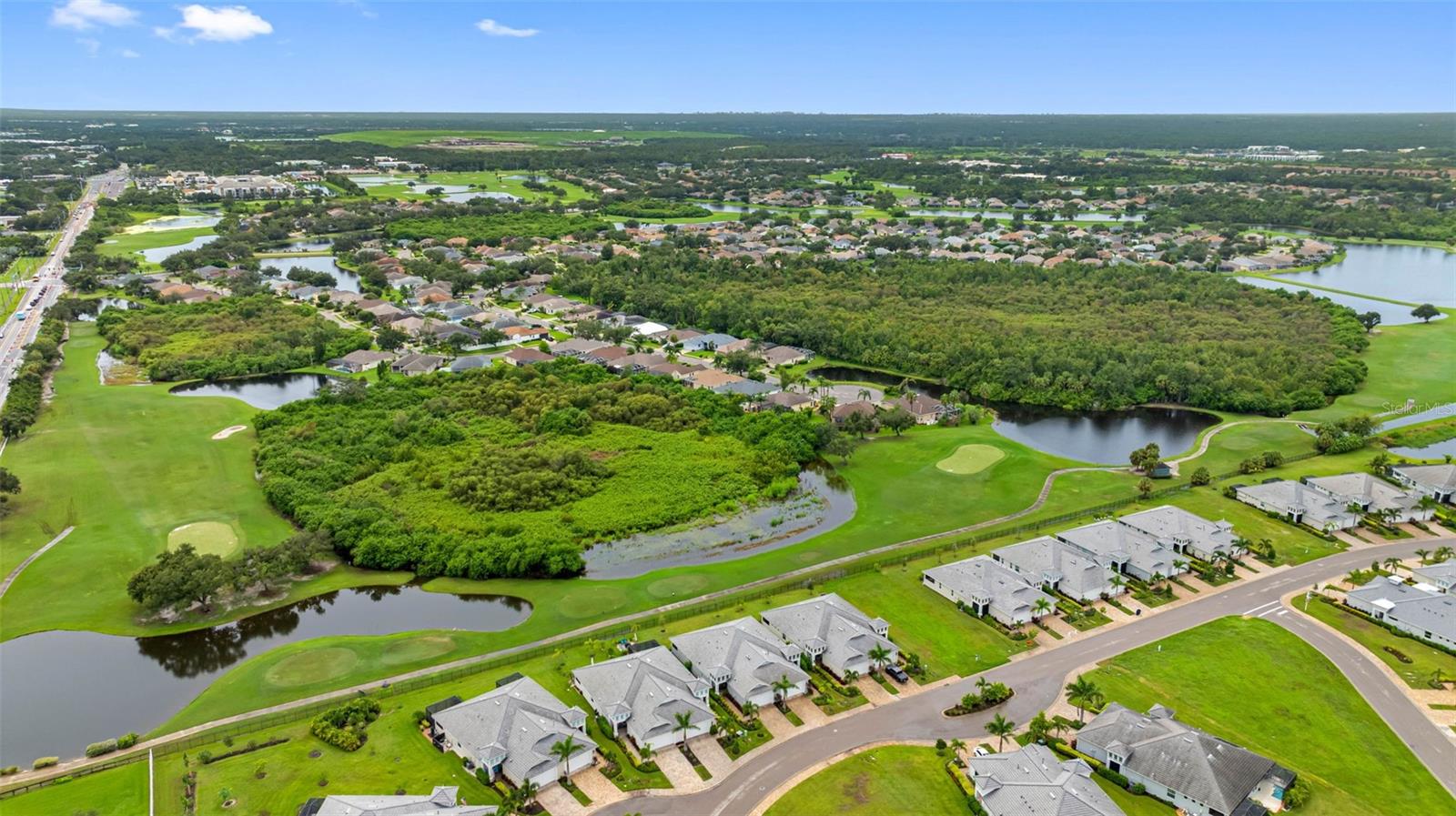 WATERCOLOR PLACE I - Residential